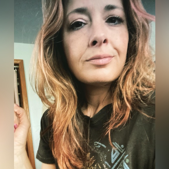 Shop @1bluejeanqueen 👖 - Picture 15 of 15